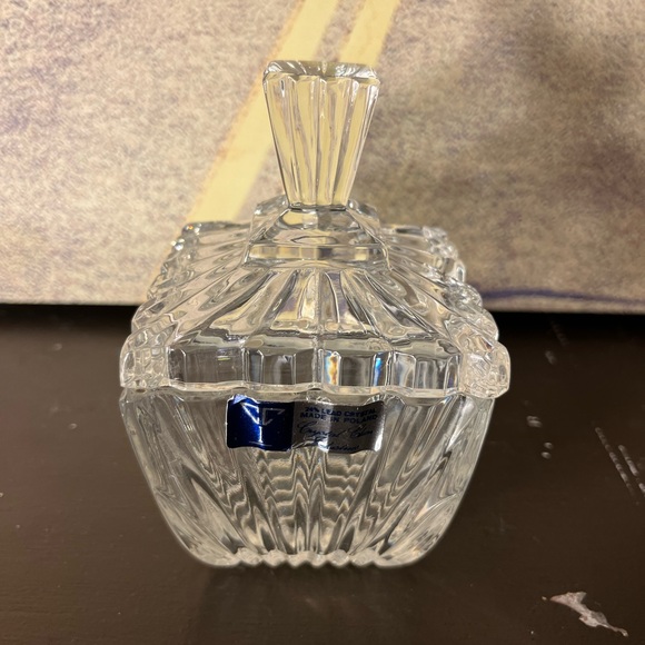 Vintage Sugar Condiment Bowl Lid Chrystal clear industry made in Poland 24% lead - Picture 1 of 7